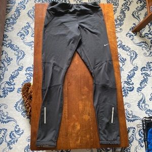 Nike dry-fit leggings